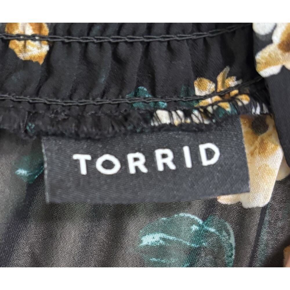 Torrid Black Floral Chiffon Overlay Mini Dress Smocked Neck Cottagecore Size 1X - Picture 6 of 8